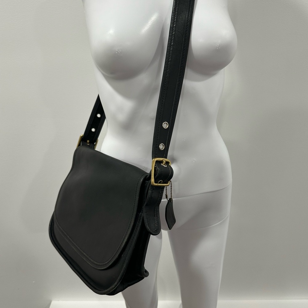 Coach vintage Timeless Black Crossbody Bag with Adjustable Strap